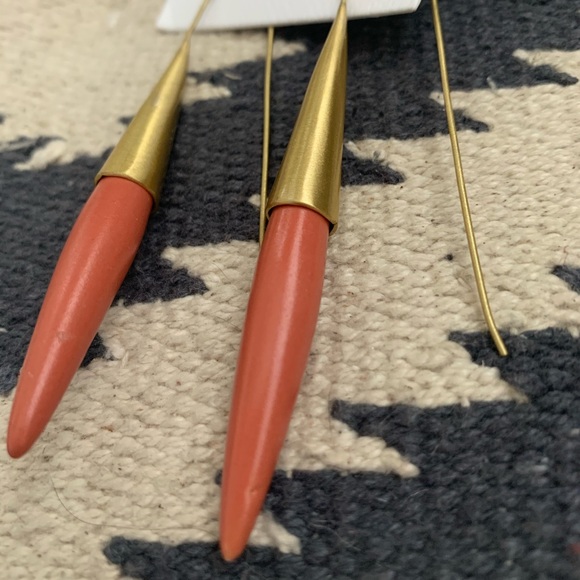 Ink + alloy Terra Cotta And Brass Spike Earring - Picture 8 of 8